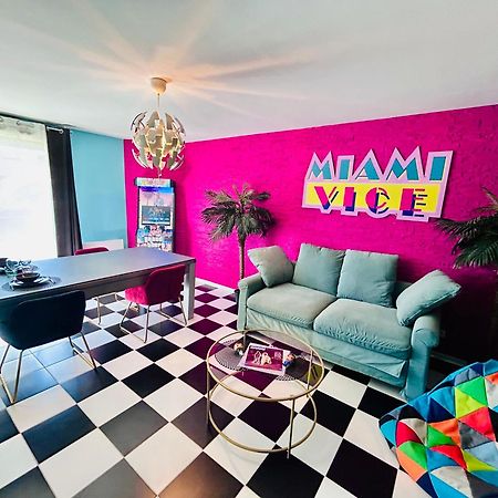 Capsule Miami Vice - Jacuzzi - Billard - Ecran Cinema & Netflix - Ping-Pong - Nintendo & Jeux- Льевен Экстерьер фото