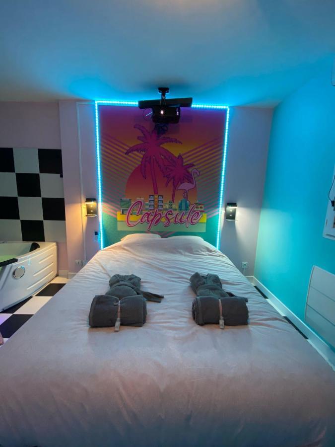 Capsule Miami Vice - Jacuzzi - Billard - Ecran Cinema & Netflix - Ping-Pong - Nintendo & Jeux- Льевен Экстерьер фото