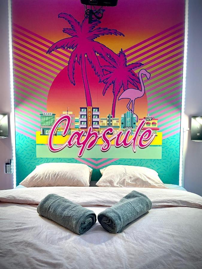 Capsule Miami Vice - Jacuzzi - Billard - Ecran Cinema & Netflix - Ping-Pong - Nintendo & Jeux- Льевен Экстерьер фото